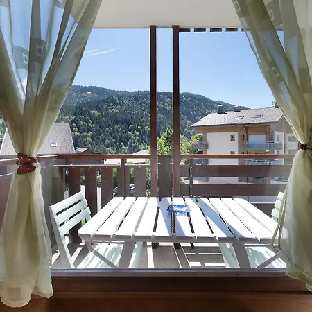 Tournette - A Proximite Apartment